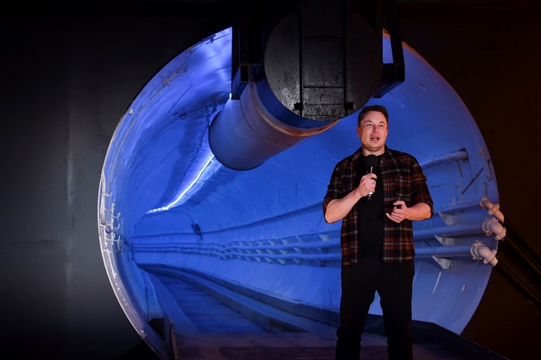 Elon Musk pokraj Los Angelesa otvorio tunel, pogledajte što je to i kako izgleda